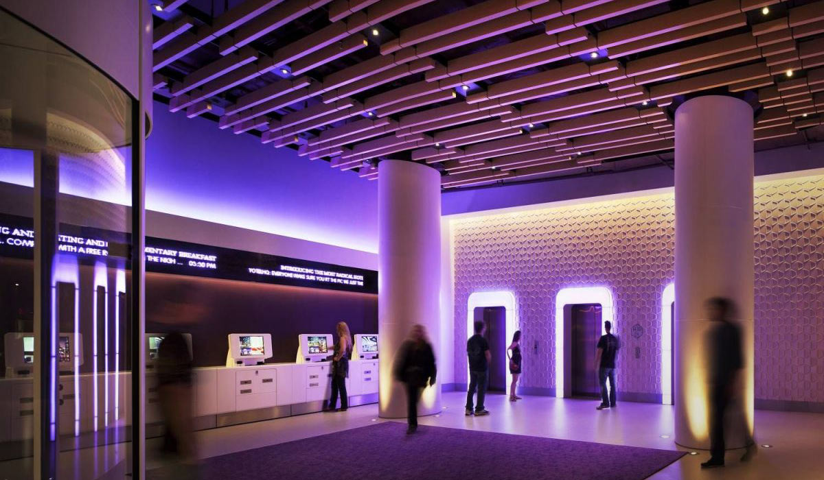 Tóparti fürdőház Zánkán hatan nyaraltunk